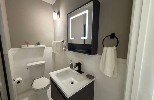 North Beach Apartment | Stylish Newly Renovated Boutique 205–Walk to Beach
