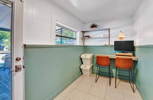 South Middle River House | Stylish Pet Friendly Home with Private Pool Oasis