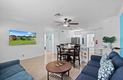 Downtown Fort Lauderdale House | Stylish Retreat Near Las Olas