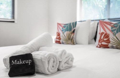 Croissant Park Apartment | Stylish Retreat with Free Parking Great Location