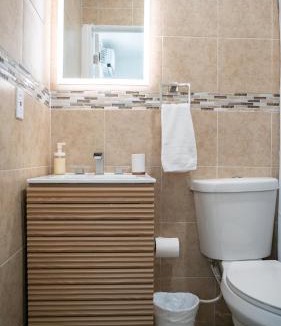 Allapattah Apartment | Stylish Studio Near Wynwood & Design District