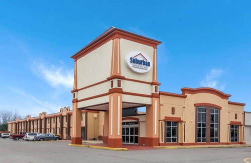 Bermuda Hotel | Suburban Extended Stay Hotel Chester I-95