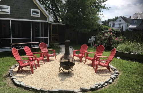 Milton House | Suds & Sand, walk to Brewery or Drive to the Beach