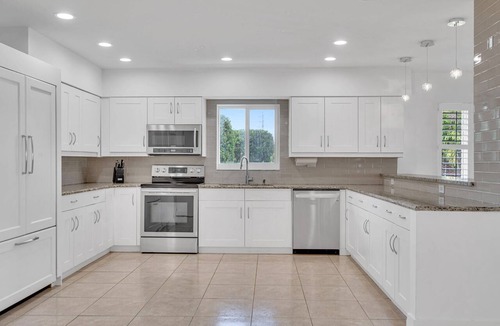 Barrier Island Condo | Suite by Beach | Waterfront | Lago Key One