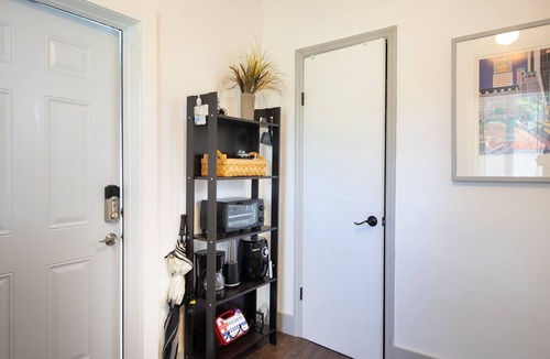 North Miami Beach Apartment | Suite Life at Chez Mercedes