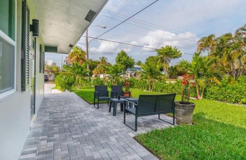 Harbor Village Apartment | Summer By The Sea 1