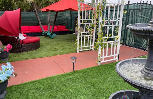 Allapattah House | Summer Gardens