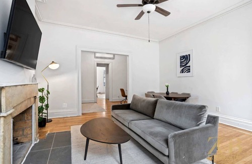 Chelsea Apartment | Sun-Filled Brownstone Apt in Prime Chelsea