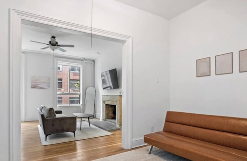 Chelsea Apartment | Sun-Filled Brownstone Apt in Prime Chelsea