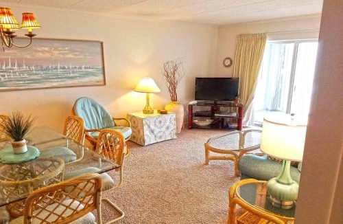 Midtown Ocean City Apartment | Sungate 402