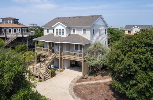 Duck House | Sunkissed OBX Luxury, 6 bedroom, Elevator, Pool, Hot tub in Duck. SALE/PROMOTION