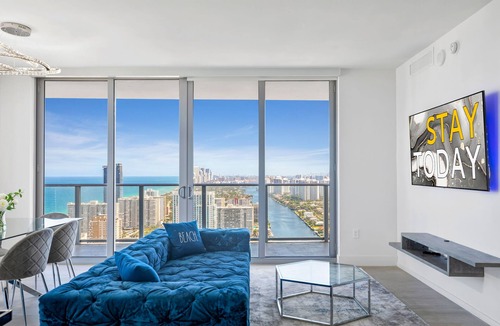 Hallandale Beach Condo | Sunny Isles Splendor: 2BD/2BA Apartment on a High Floor!
