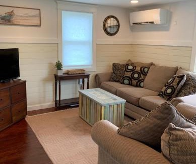 Sagamore Beach House | Sunny Sagamore Getaway—Steps from the Sand