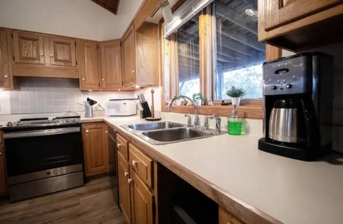 Sea Scape Cottage | Sunny with a chance of Golfballs