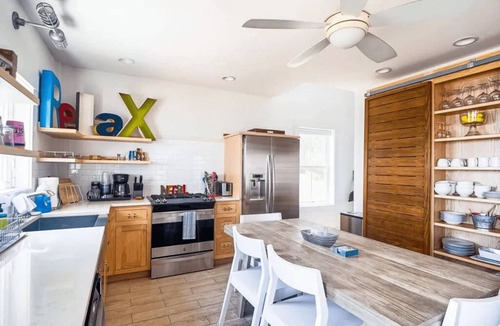 Point Lookout House | Sunrise Bay Retreat Private Beachfront
