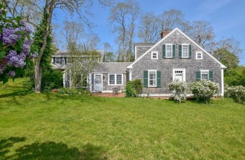 Truro House | Sunroom 1 3 Miles to Longnook Beach