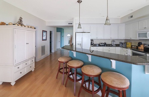 Chincoteague House | Sunset Bay Villa 101 - Waterfront condo w/shared pool!