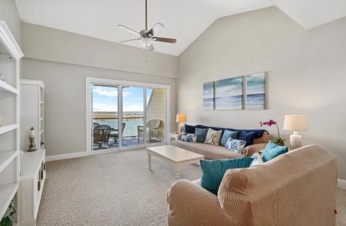 Chincoteague Apartment | Sunset Bay Villa 309 - Changes in Latitude