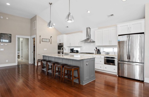 Nags Head House | Sunset Beach House: Great views, private pool, hot tub, pool table & elevator