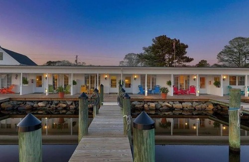 Ocean Pines Cottage | Sunset Cove Cottage at the Inn on Turville Creek