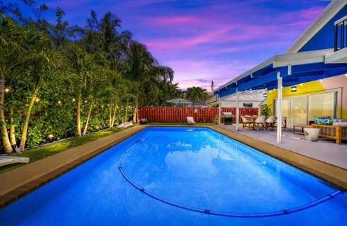 Delray Beach House | Sunset Haven with Saltwater Pool & mins to beach