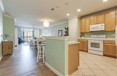 Sunset Island Condo | Sunset Island 2 Fountain Dr 2E