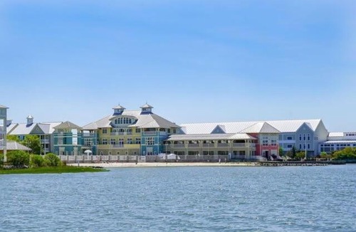 Sunset Island Apartment | Sunset Island - 39 Fountain Drive West 3F condo