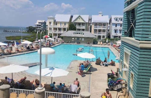 Sunset Island Condo | Sunset Island - 5 BR, Sleeps 12, 2 pools