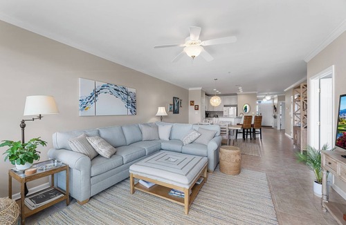 Sunset Island House | Sunset Island 6 Fountain Drive East, Unit 3B