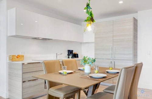 Hollywood Apartment | Sunset Relaxation |Modern Apartment| Pool| Gym