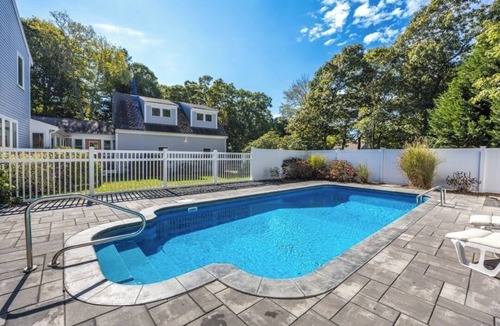 North Eastham House | Sunset Villa - Bayside Retreat with Private Heated Saltwater Swimming Pool