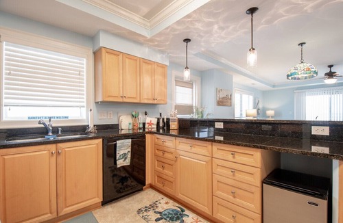 Indian Beach Condo | Sunsets on the Sound + Walk to the Beach