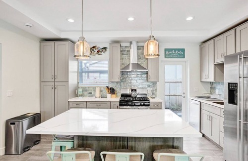 River Oaks House | Sunshine Retreat FTL- 3 Bedroom vacation home in downtown Ft. Lauderdale