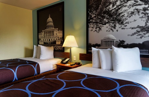 Alexandria West Hotel | Super 8 by Wyndham Alexandria/Washington D.C. Area