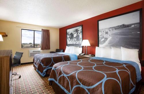 Bermuda Hotel | Super 8 by Wyndham Chester/Richmond Area