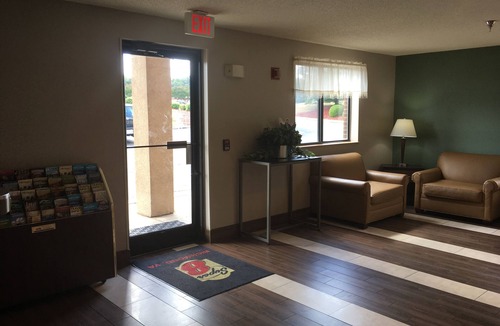 North Chesterfield Hotel | Super 8 by Wyndham Richmond Midlothian Turnpike