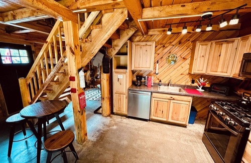 Long Lake Cabin | Super Cozy Adirondack Cabin - Close to it All!