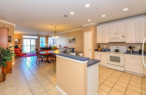 Sunset Island Condo | Super Luxury 3 Bedroom Condo With WiFi In Gated Community On Bayside With Indoor/Outdoor Pools, Private Beaches, Restaurant, And More Just Ten Minutes From Beach!