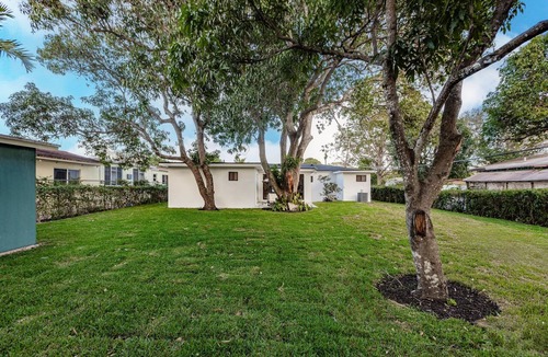 Golden Glades House | Superb Miami 4 Bedrooms, 3 Bath home, Perfect for Families & Groups