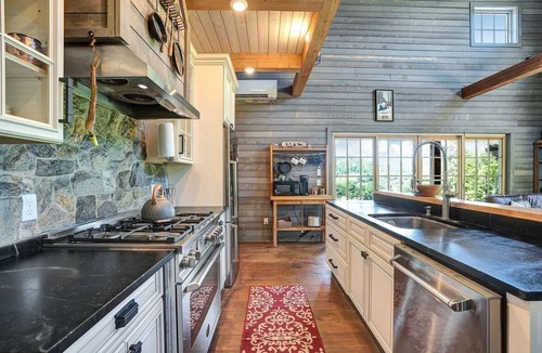 Brownsville Cabin | Sweeping Vermont Views From A Private, Designer, Ascutney Cabin