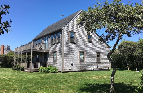 Tom Nevers House | Sweeping Views, Great Family Rental