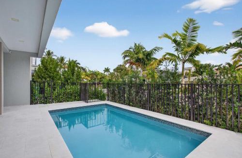 Tarpon River House | Tarpon River Enclave - New Build