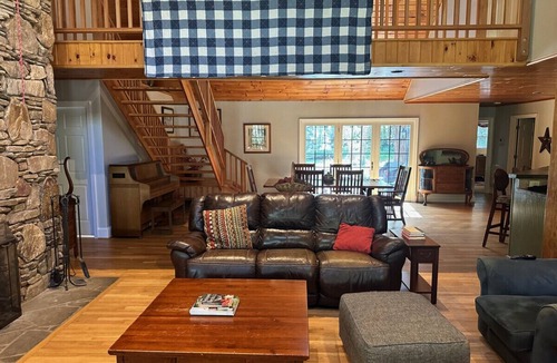 Lexington House | Teebo backwoods retreat
