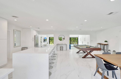 Lauderdale-by-the-Sea House | Terra Mar Island Walk to private Beach 3/3 heated pool spa