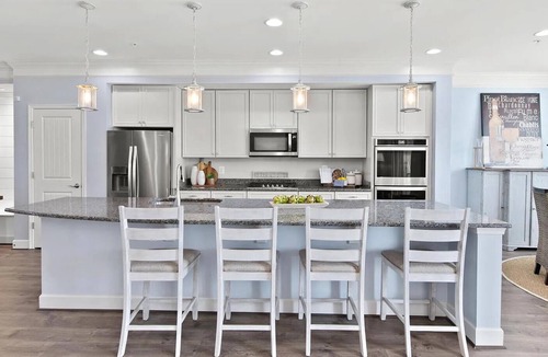 Bayside House | The 10th Tee Retreat - Luxury Bayside 5 Bedroom Home with Golf & Pond Views