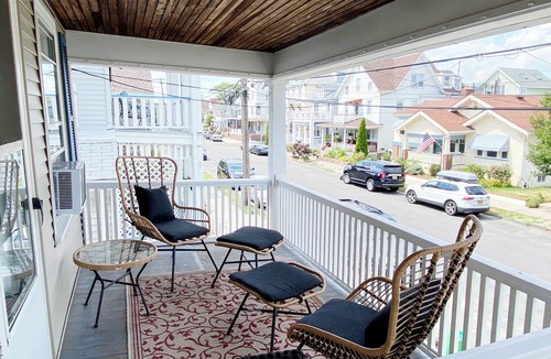 Ocean Grove House | THE ALBERT- 6 Mins Walk to Beach & Main Ave, 6 Beach Passes, Pet Friendly