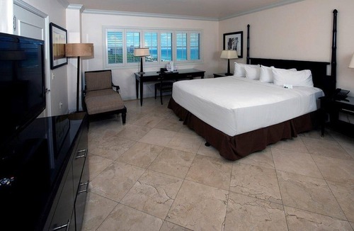 Central Beach Resort | The Atlantic Hotel and Spa 1 Bedroom Ocean View Suite