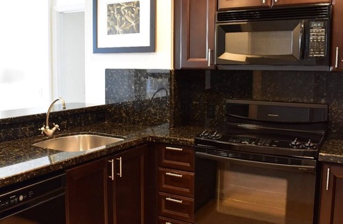 Central Beach Resort | The Atlantic Hotel and Spa 1 Bedroom Oceanfront Suite 2 Queens