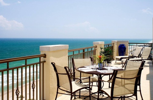 Central Beach Resort | The Atlantic Hotel and Spa 1 Bedroom Oceanfront Suite 2 Queens