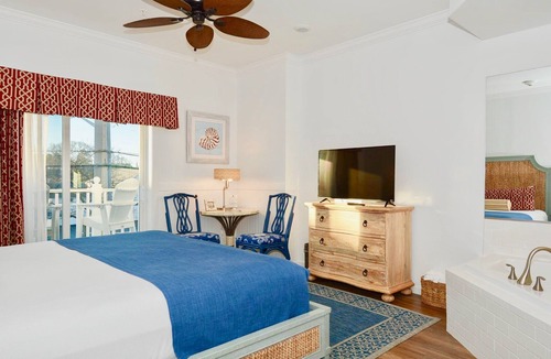 South Rehoboth Hotel | The Avenue Inn and Spa